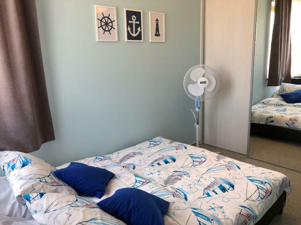 Ahoj Apartment *
